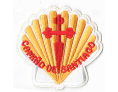 Patch de vieira bordado com cruz do Caminho de Santiago