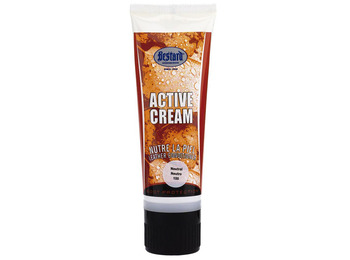 Frasco de creme incolor Bestard Active Cream 75 ml.