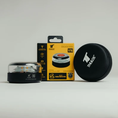 Luz de emergência com geolocalização, certificada pela DGT (Direção Geral de Trânsito da Espanha).