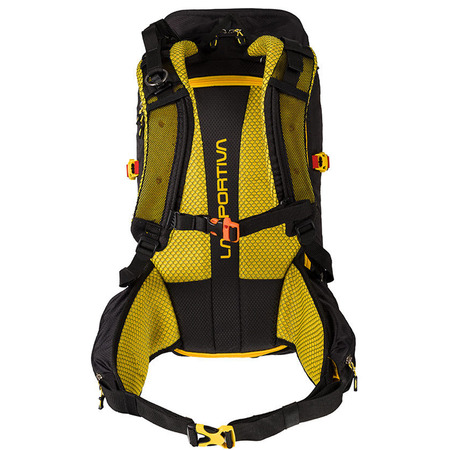 Mochila La Sportiva Moonlite 30 l preta / amarela