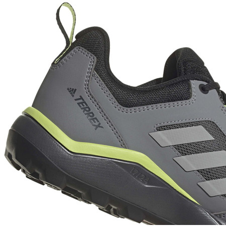 Tênis Adidas Terrex Tracerocker 2 cinza/preto/verde