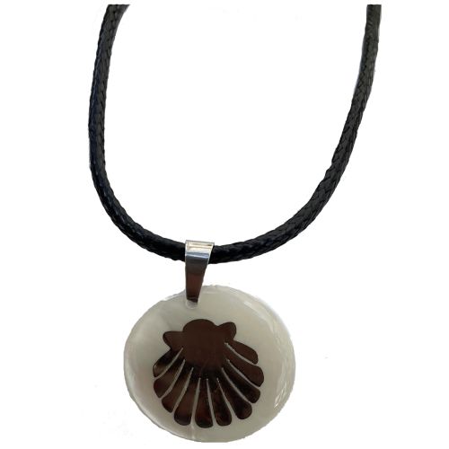 Pendente de madrepérola com estrela de prata