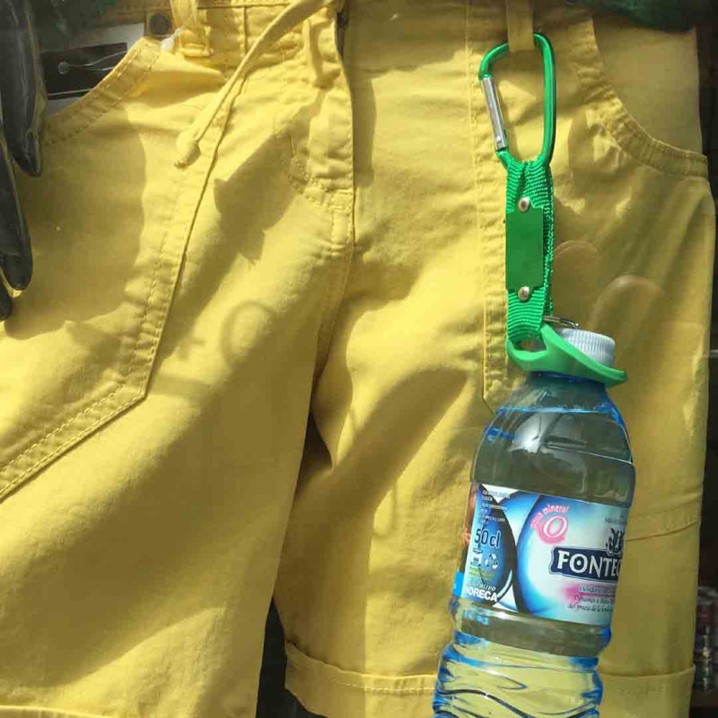 Porta-chaves porta-garrafas com mosquetão