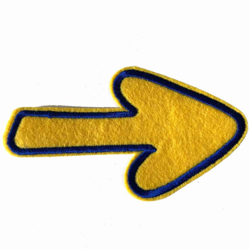 Patch de feltro com seta azul
