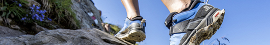 Loja de calçados femininos de trekking